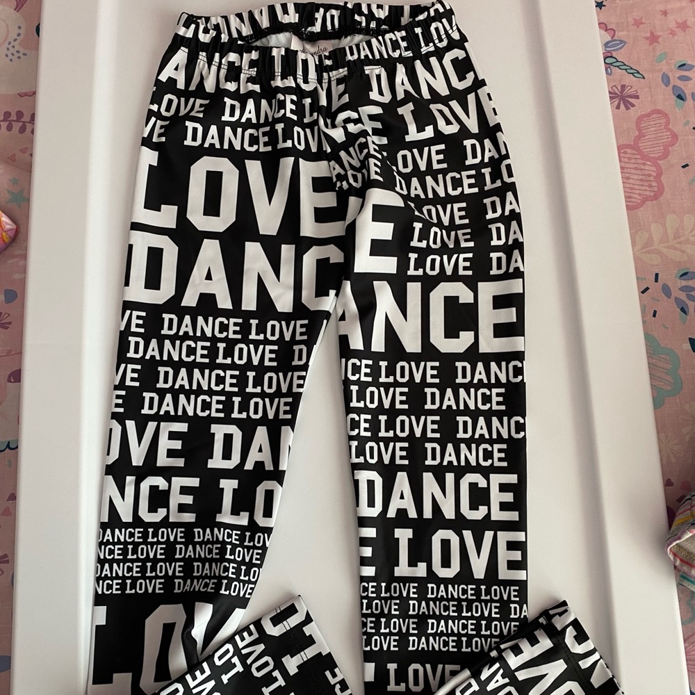 Like New Alexandra Pants Youth Small